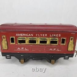 American Flyer # 3107 Electric Locomotive & # 3141 Pullman O Gauge Vintage Tin