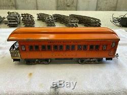 American Flyer Standard Gauge 4653 Electric Loco and passenger cars 5 total