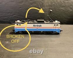 Atlas #85711 Aem-7 / Alp 44 Amtrak #901 Phase 3 Paint Scheme Broken Piece Top