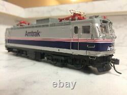 HO scale AEM-7 (AEM7) Amtrak Northeast Direct locomotive from ATLAS #8576