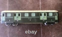 JEP VINTAGE TRAIN SET. MADE IN FRANCE. LOCO + Two CARS. O GAUGE