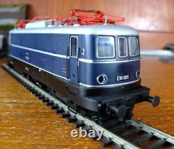 Lima HL2007 HO gauge DB E10 electric locomotive in blue livery