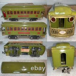 Lionel 347T Set 8E Locomotive, 337 Pullman Car, 338 Observation Car With box