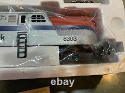 Lionel 6-18303 O Gauge Amtrak GG-1 Silver and Red Electric MIB Train #8303