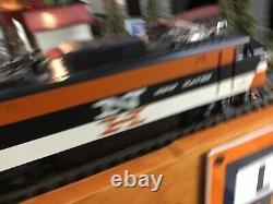 Lionel 6-18319 O Gauge New Haven EP-5 Electric no box. Video