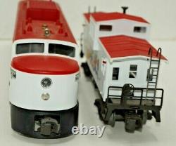 Lionel O-gauge 6-18311 The Disney Electric Locomotive & 6-19723 Caboose