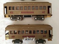 Lionel Prewar Standard Gauge 8e 0-4-0 Electric, 337 & 338 Mojave Passenger Cars
