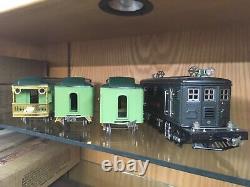 Lionel Standard Gauge 9E Grey Loco with 309, 310, 312 Apple Green Cars EX+ to LN