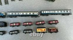 N Gauge Job Lot of Locomotives (LMS 4F & BR Electric), Coaches, Wagons & Track
