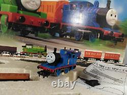 OO Gauge Hornby Thomas and Percy Electric Train Set