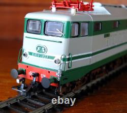 Rivarossi HR 2112 HO gauge FS E. 646 electric locomotive in green & grey livery