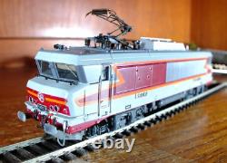 Roco 43510 HO gauge SNCF BB15000 electric locomotive in orange/grey livery