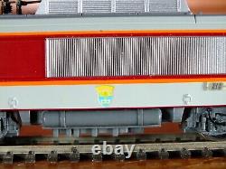 Roco 43510 HO gauge SNCF BB15000 electric locomotive in orange/grey livery