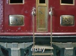 Vintage Lionel prewar standard gauge 380e passenger set in good condition
